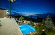Swimming Pool 5 Ionian Villas Lefkas