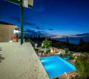 Swimming Pool 5 Ionian Villas Lefkas