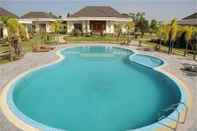 Swimming Pool Hotel Max Nay Pyi Taw