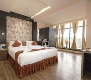 Bedroom 2 Regenta Inn Larica