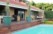 Swimming Pool 6 Annies House Romantic Getaway