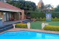 Swimming Pool Annies House Romantic Getaway