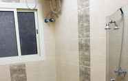 In-room Bathroom 6 Diyafat Al Haramain 4
