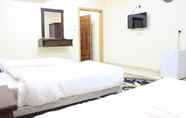 Bedroom 3 Diyafat Al Haramain 4