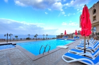 Swimming Pool El Jabal Sokhna Hotel