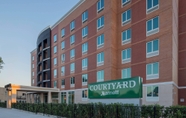 Exterior 2 Courtyard by Marriott New York Queens/Fresh Meadows