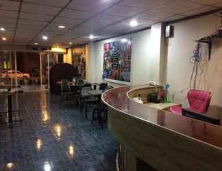 Sảnh chờ 2 Sleep Inn Pattaya - Hostel