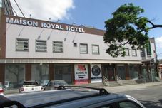 ภายนอกอาคาร Maison Royal Hotel
