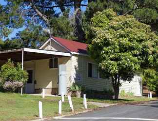 Exterior 2 Rainbow Pines Tourist Caravan Park