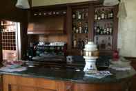 Bar, Kafe, dan Lounge Hotel Villa Santa Maria