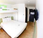 Bedroom 5 ibis budget Sarrebourg Buhl