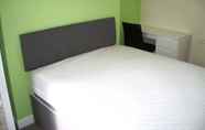 Kamar Tidur 6 Birmingham Guest House 14