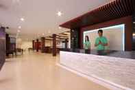 Lobby Paragon Suites Resort