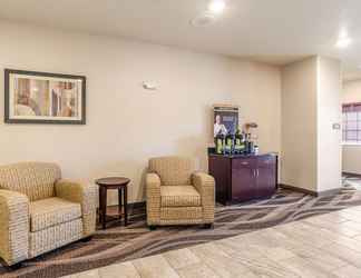 Lobi 2 Cobblestone Inn & Suites - Guernsey