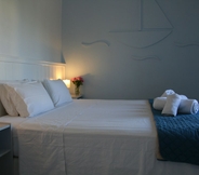 Bedroom 3 Naiades Almiros River Hotel