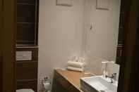 Toilet Kamar Best Western Plus Marina Star Hotel Lindau