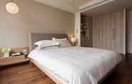 Bedroom 4 Luxury Everest Hotel