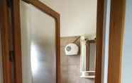 In-room Bathroom 5 Casina Murgecchia Fano