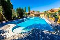 Swimming Pool Le Lanterne B&B