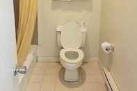 Toilet Kamar Attleboro Motor Inn