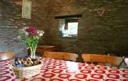 Kamar Tidur 7 Troedyrhiw Holiday Cottages