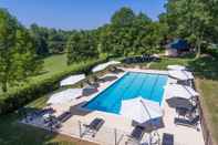 Swimming Pool Château De Puy Robert