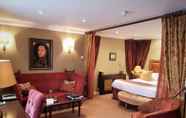 Kamar Tidur 5 Langley Castle Hotel