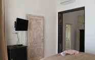 Kamar Tidur 3 Torre Tresca B&B