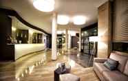 Lobby 6 Hotel Parque Real