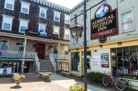 Exterior Admiral Fitzroy Inn