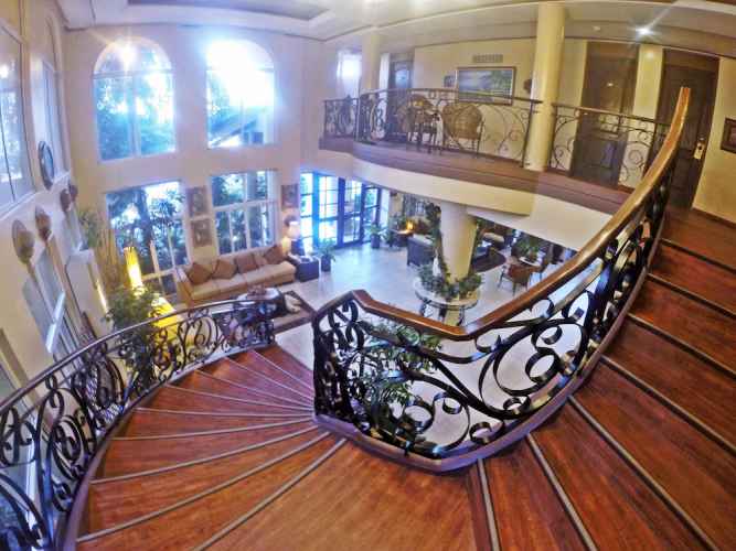 LOBBY Subic Park Hotel