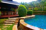 Swimming Pool Valley Garden Resort