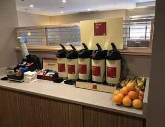 Sảnh chờ 2 TownePlace Suites by Marriott New Hartford