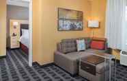 Bedroom 4 TownePlace Suites by Marriott New Hartford