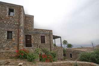 ภายนอกอาคาร 4 Pyrgos Ikaria Traditional Village