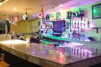 Bar, Kafe dan Lounge Tanza Oasis Hotel and Resort