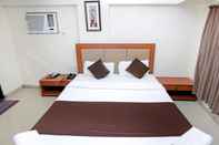 Bedroom Hotel Lucky Goregaon