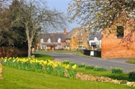 Exterior The College Arms