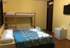 Kamar Tidur 4 Maria's Hostel e Pousada