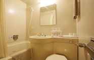 In-room Bathroom 5 Okazaki Daiichi Hotel