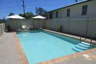 Swimming Pool Waterview Motel Maclean