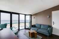 Common Space Beachhouse Hotel