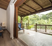 Kamar Tidur 5 Banana Bamboo Ecolodge