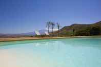 Swimming Pool Rocca dei Saraceni