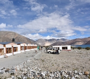 Nearby View and Attractions 7 Pangong Holiday Cottages
