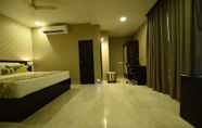 Bedroom 7 Aloha City Stay Raipur