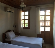 Bedroom 2 Asur Hotel & Aparts & Villas