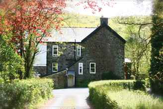 Exterior 4 Afon Rhaiadr Country House