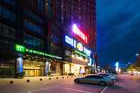 ภายนอกอาคาร Holiday Inn Express Chengdu Dafeng, an IHG Hotel