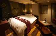 Kamar Tidur 4 Hotel venus NEO - Adults Only